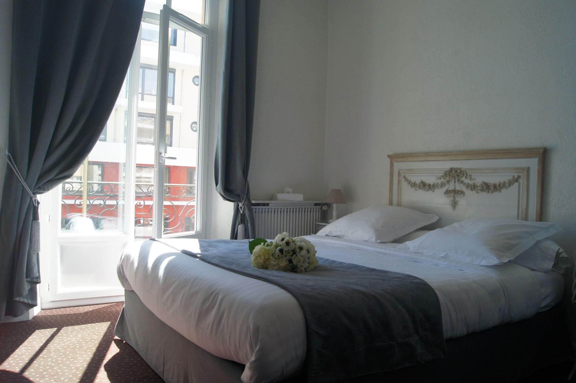 Ruc Hotel Cannes Exterior foto